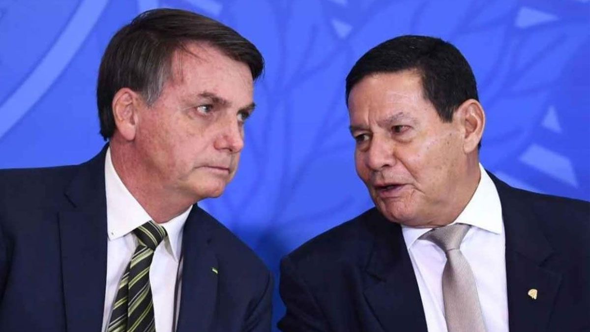 El vicepresidente saliente, Antonio Mourao está dispuesto a colocarle la banda a Lula si Bolsonaro no lo hace (Foto: Gentileza O Globo)