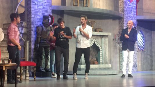 Andrés Ciro Martínez fue a ver la obra de Peter Alfonso ¡y hasta cantó!