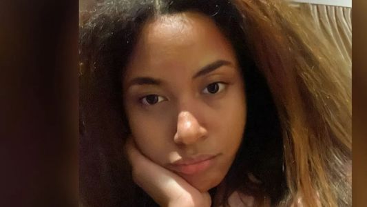 Quién es la joven estadounidense que se escapó de un hospital porteño y apareció en La Plata