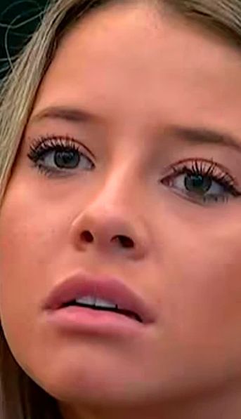 Repudiables dichos de Zoe Bogach desataron un debate feroz en las redes: Es de villero