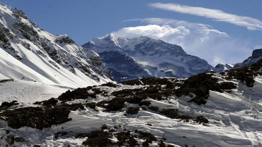 Tragedia en el Aconcagua: un andinista noruego intentaba llegar a la cumbre pero se descompensó y murió