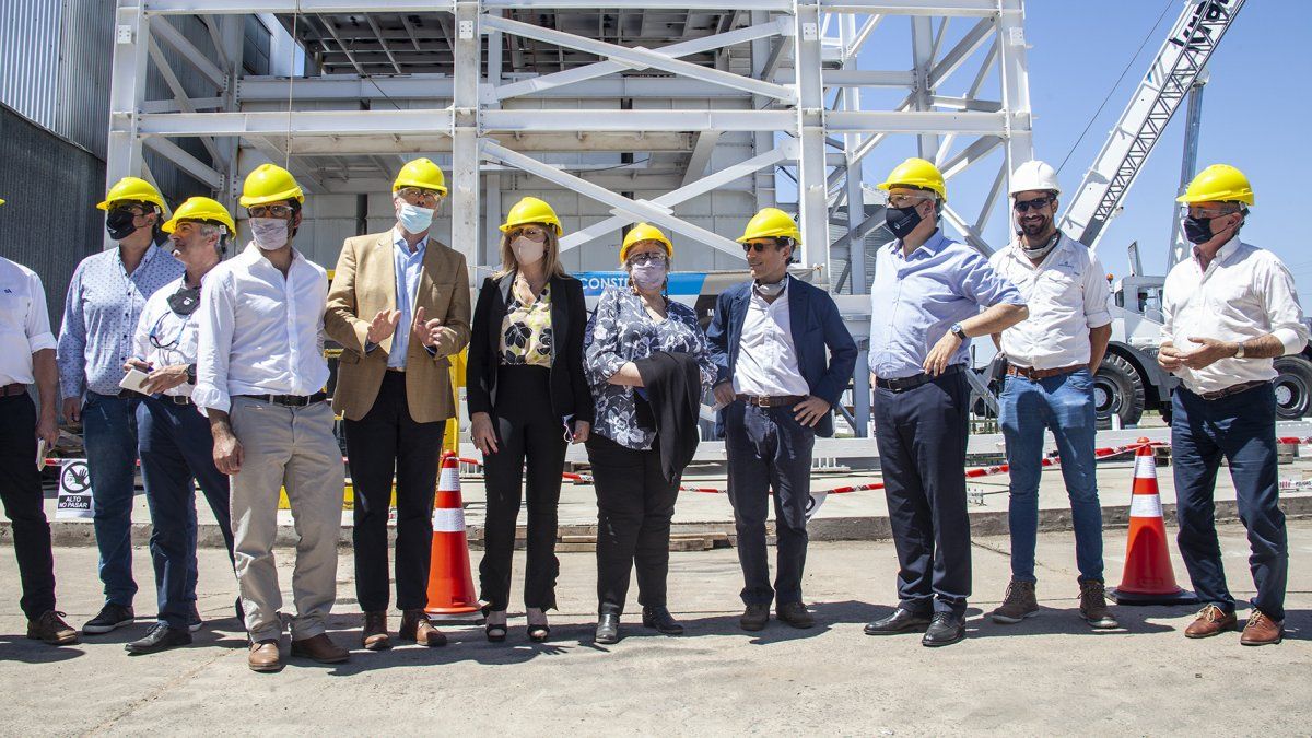 Los ejes de la visita de Julián Domínguez a la planta de Advanta