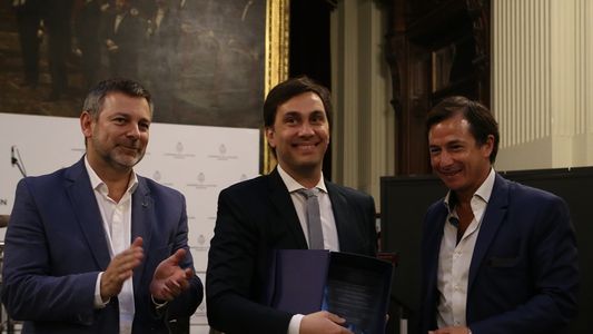 El Congreso distinguió a Odino Faccia