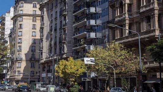 Subastan 8 departamentos y un terreno en la Ciudad: cuánto cuestan y cómo participar