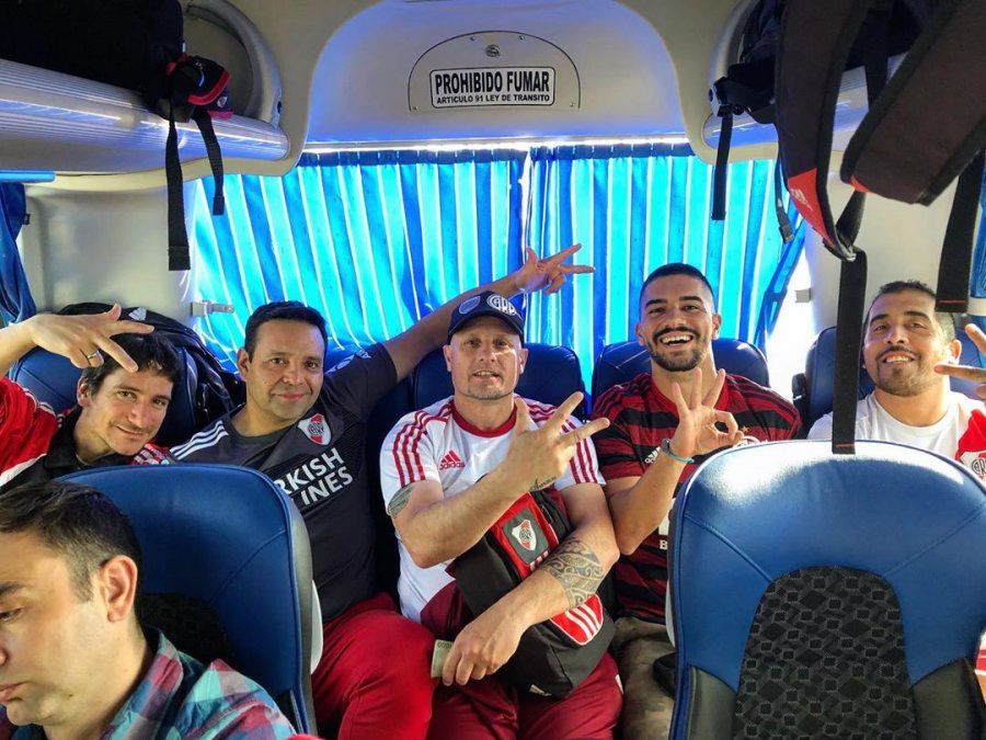 Rivales, no enemigos: la historia del hincha de Flamengo que viajó a Lima con la gente de River