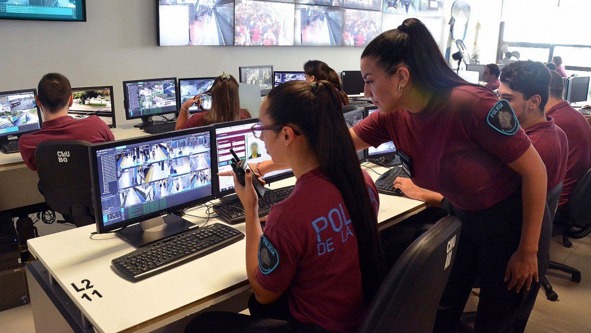 Difundieron el audio de la llamada al 911 tras el atentado contra Yadón y Olivares