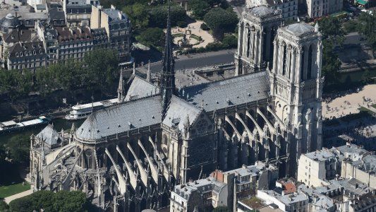 Catedral de Notre Dame: secretos e historias de una obra maestra de la arquitectura gótica