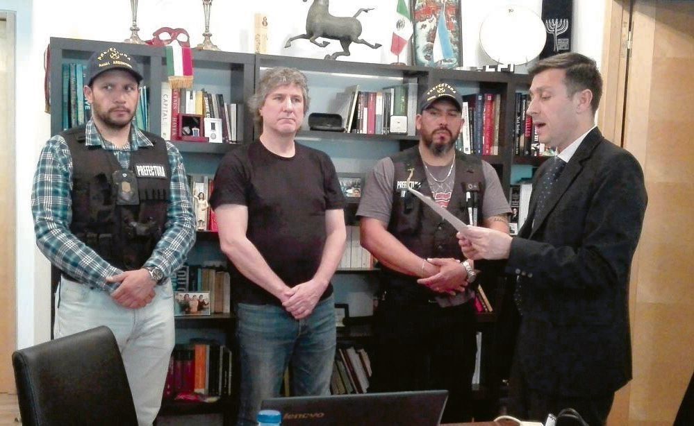 Polémica: premian en la Legislatura porteña a Boudou por su compromiso con los derechos humanos