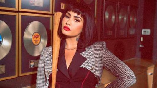 Demi Lovato presenta Substance, previo al lanzamiento de su nuevo disco