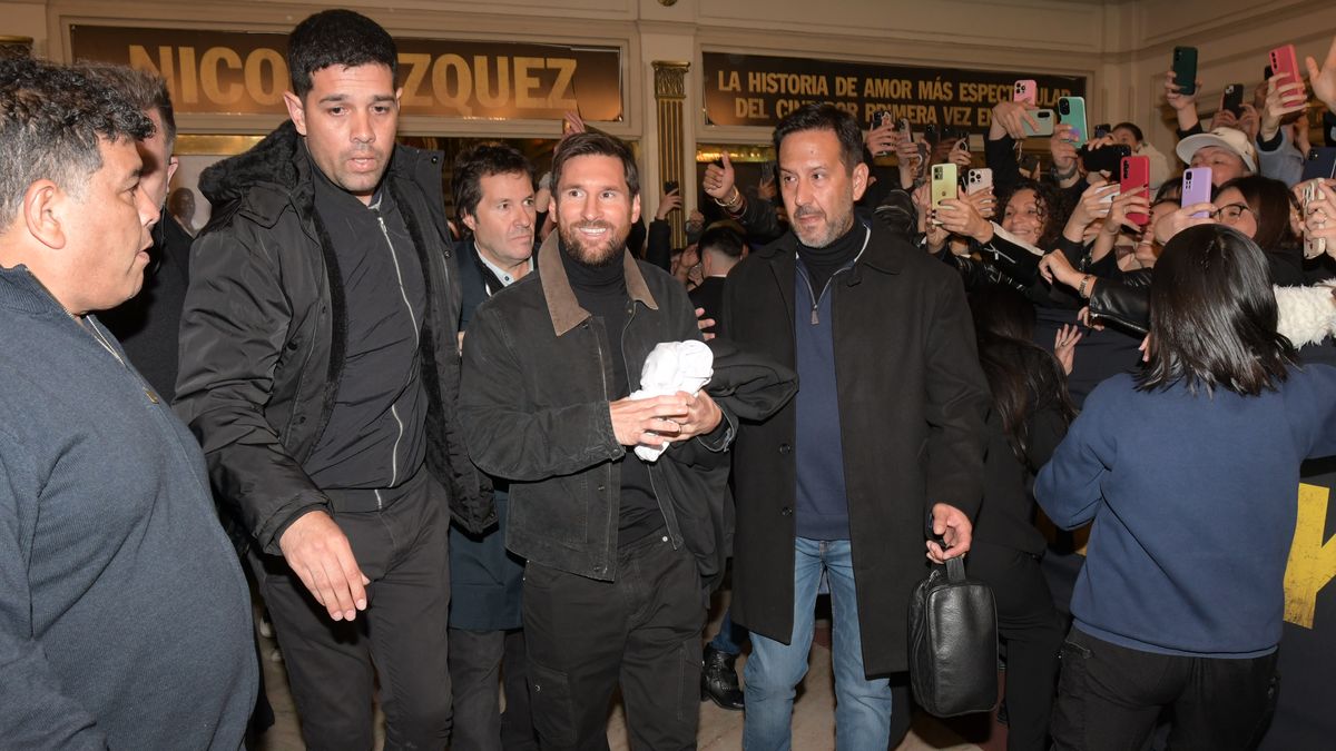 Nico Vázquez y Messi