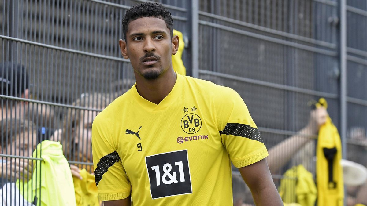 Llegó para reemplazar a Haaland y se volvió a Alemania porque le descubrieron un tumor
