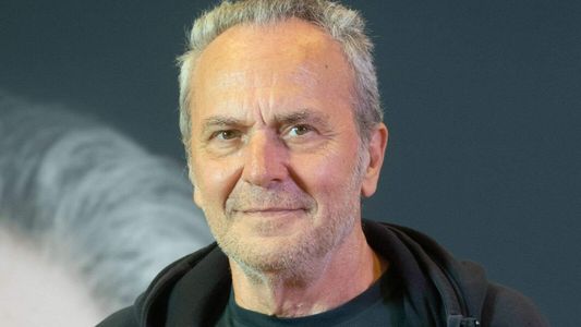 José Coronado, estrella de Netflix, muestra su faceta más íntima en redes: pareja, hijos, rutina y vacaciones