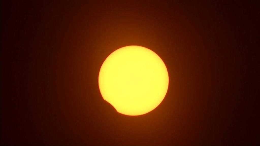 Increíble: así se vio el eclipse desde un avión