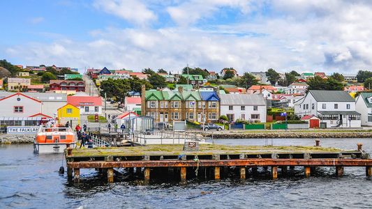 Islas Malvinas, en fotos: curiosidades y postales de su gran transformación a 43 años de la guerra