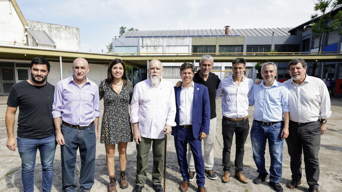 Kicillof, durante su visita al partido de Avellaneda (Foto: archivo).