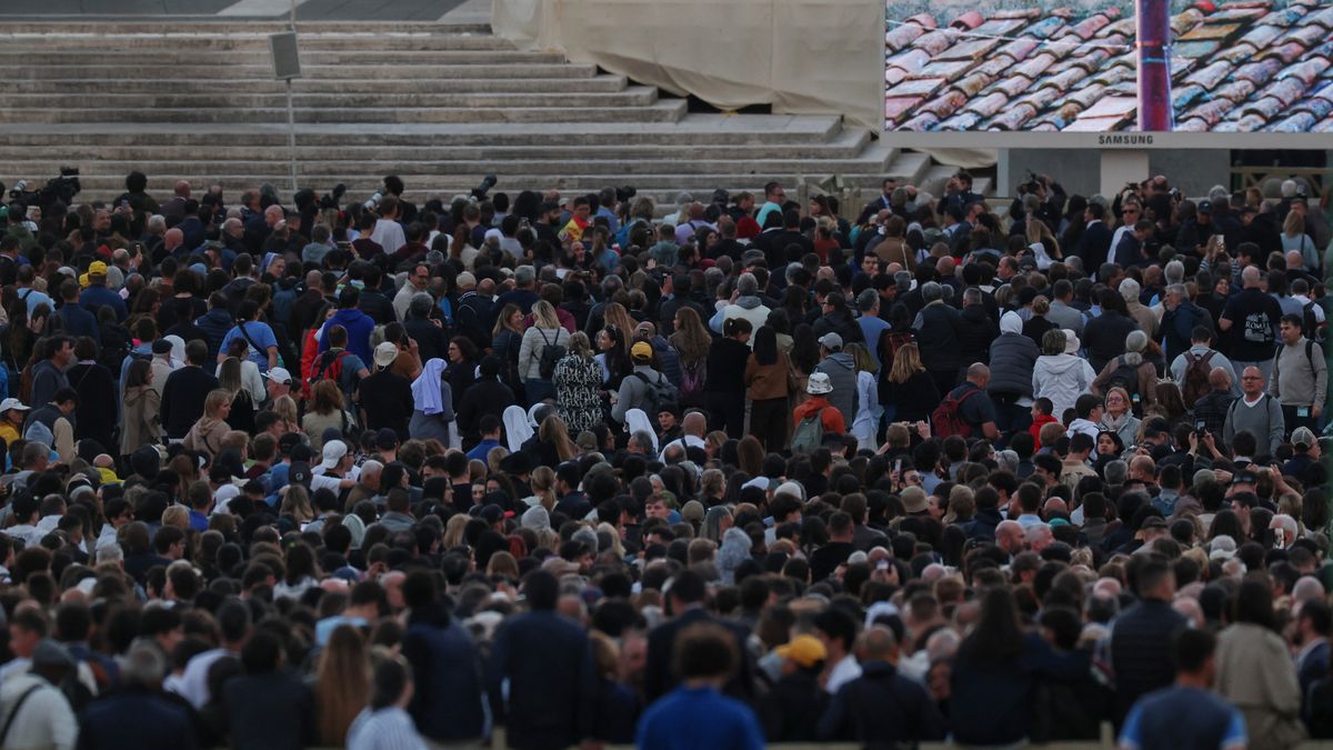 El cónclave ya tiene lugar en Roma para elegir al nuevo Papa (Foto: Reuters).