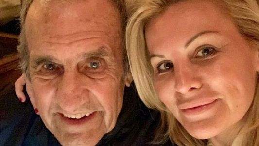 Desesperado pedido: La hija de Carlos Reutemann denunció que la esposa de su papá no lo deja ver