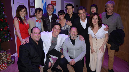 Guillermo Francella y Jorgelina Aruzzi fueron a ver Vamos a Contar Mentiras, la obra de Darío Lopilato y Marcelo De Bellis