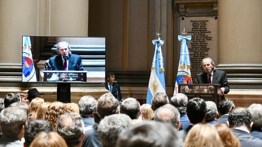 Antes de dejar la Corte Suprema, Maqueda criticó el culto a la personalidad y pidió defender la democracia