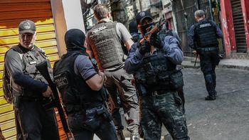 Conmoción en Brasil: un policía mató a 25 presuntos ladrones en un operativo sangriento
