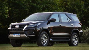Toyota Argentina presenta la nueva SW4 con más potencia (204 CV) y mayor seguridad