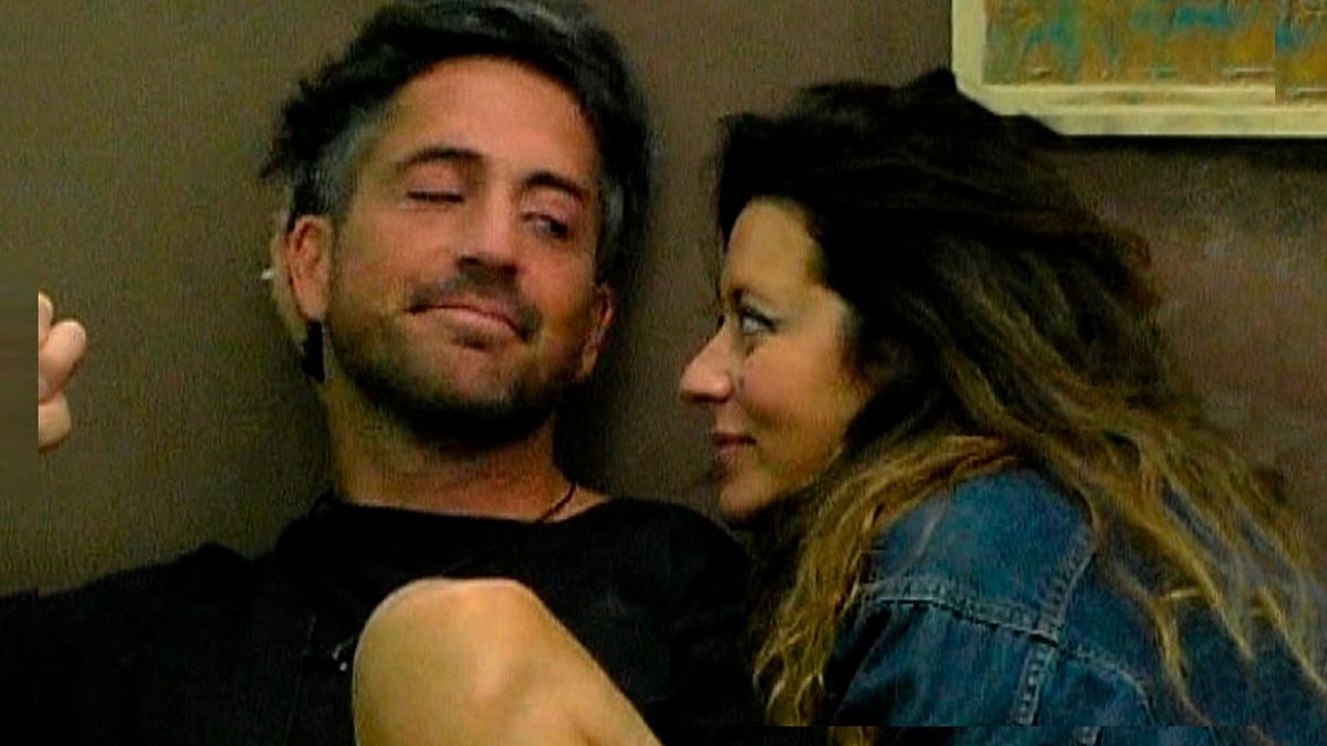 Devi se puso nervioso tras un mensaje que Eugenia: Me pasé, ¿no?