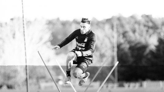 Salvio no entrenó y se realizó un cuarto test con la Selección para descartar que se haya contagiado nuevamente