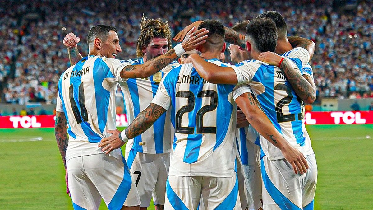 A CUARTOS! La Selección Argentina venció 1-0 a Chile y pasó de ronda