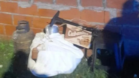 Una mujer y dos menores entraron a robar a una casa y encontraron una macabra escena