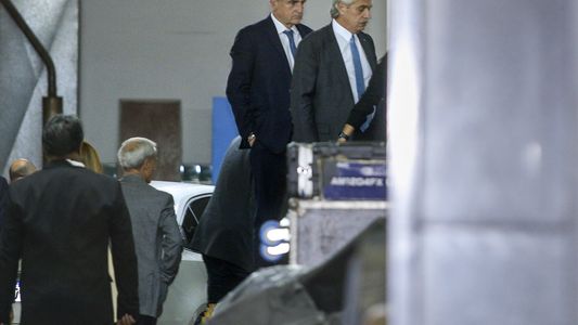 Uno por uno, la lista de todos los asistentes a la mesa del Frente de Todos