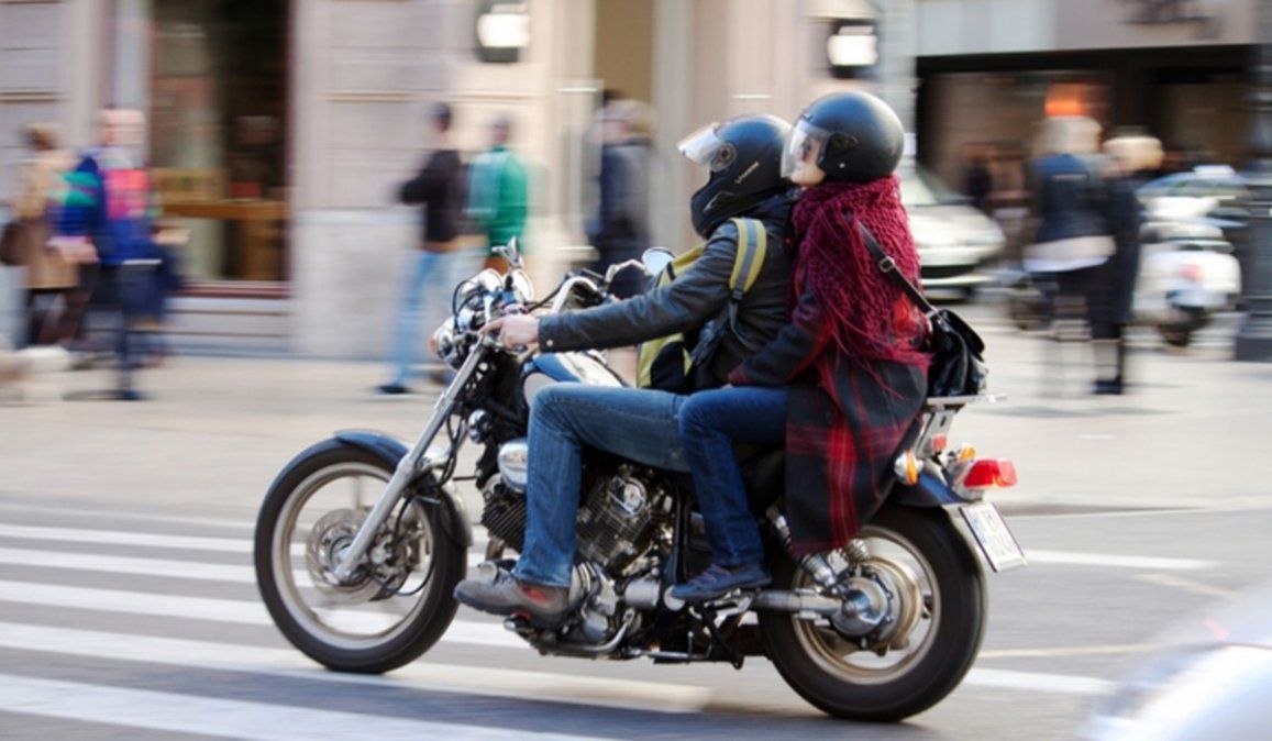 Ituzaingó: prohíben viajar en moto con acompañantes para evitar los contagios