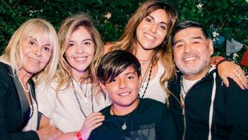 Claudia Villafañe, Dalma y Gianinna palpitaron el inminente encuentro con Matías Morla