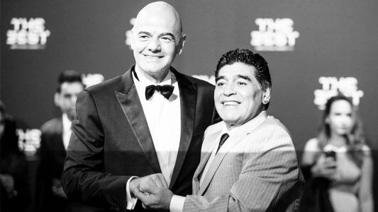 Maradona, contra el presidente de la FIFA: Infantino me decepcionó con la designación de Macri