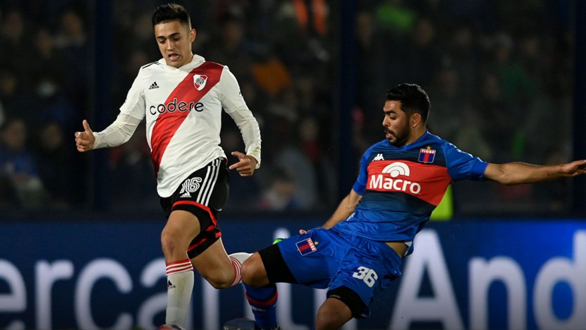 Tigre - River