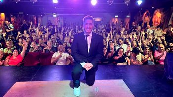 jey mammon volvio a los escenarios: emotivo descargo y contundente reaccion del publico