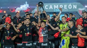 ¿La culpa es de Colón? Atribuyen el aumento de casos en Santa Fe al título Sabalero