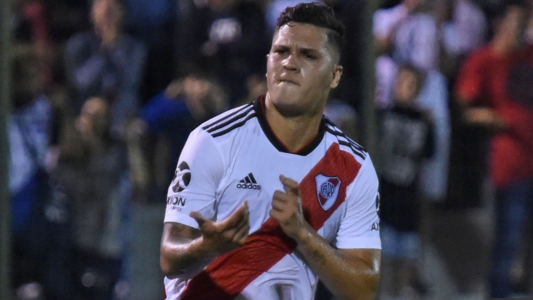 Con un penal de Quintero, River le ganó 1 a 0 a Nacional en un amistoso jugado en Punta del Este