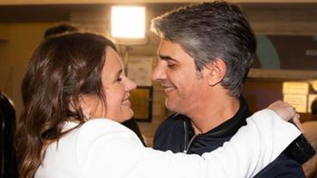 Nancy Dupláa sorprendió a Pablo Echarri con una foto de su infancia