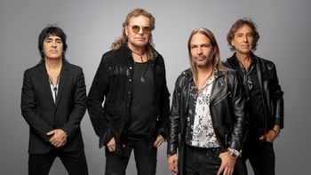 Maná agotó tres funciones en Argentina y agregó otra fecha más