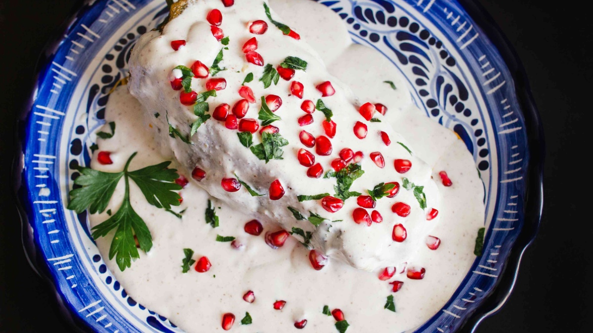 Receta exótica: salsa nogada con un toque argentino