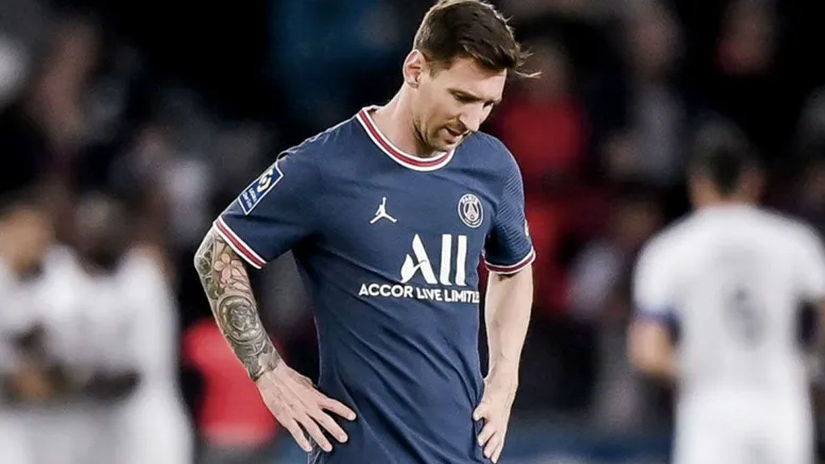 ¡No se puede creer! Los hinchas del PSG volvieron a silbar a Messi