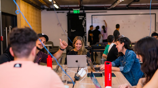 Trabajo: estas son las habilidades y programas que llaman la atención de las empresas del sector tecnológico