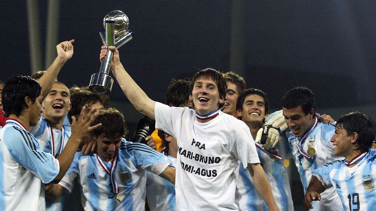 Lionel Messi, en la consagración de Argentina en el Mundial sub 20, en 2005 (Foto: archivo).
