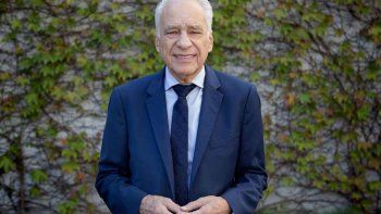 Alberto Cormillot hizo una polémica declaración sobre el cuidado de su próximo hijo