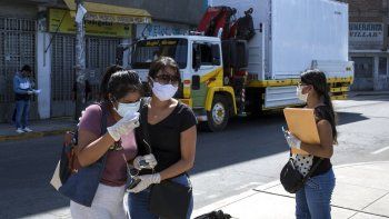 La OMS advierte que aún no se comprobó que haberse curado de coronavirus signifique ser inmune