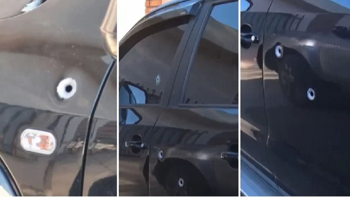 Así quedó la camioneta luego de los disparos. Así quedó la camioneta luego de los disparos.