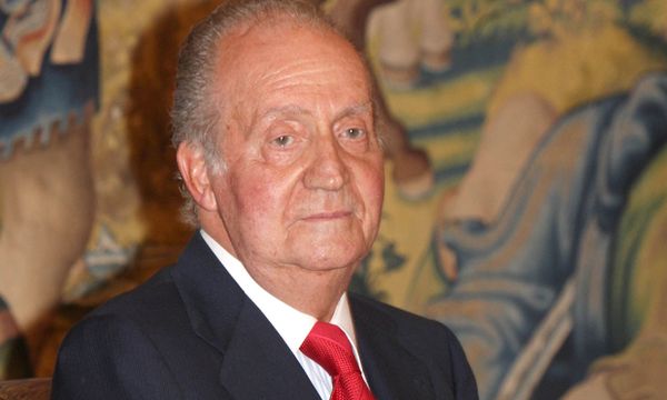 Dramático momento: la Corona de España y los detalles del funeral del Rey  Juan Carlos I