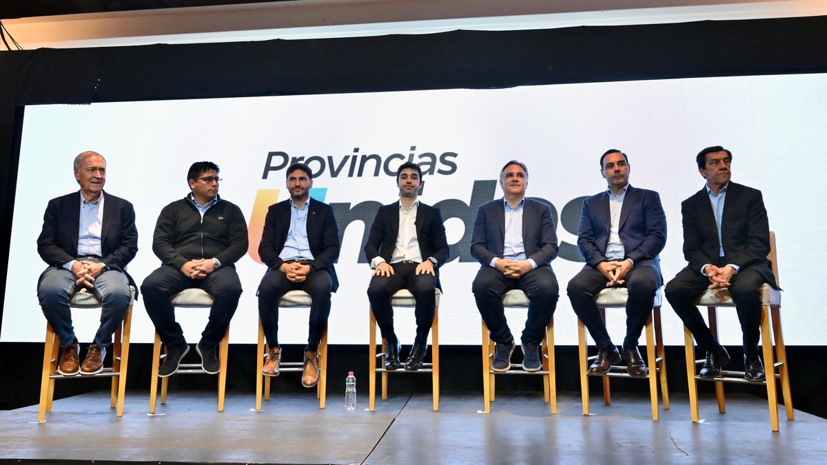 Con un acto en Chubut, gobernadores criticaron la polarización política y lanzaron críticas al Gobierno nacional