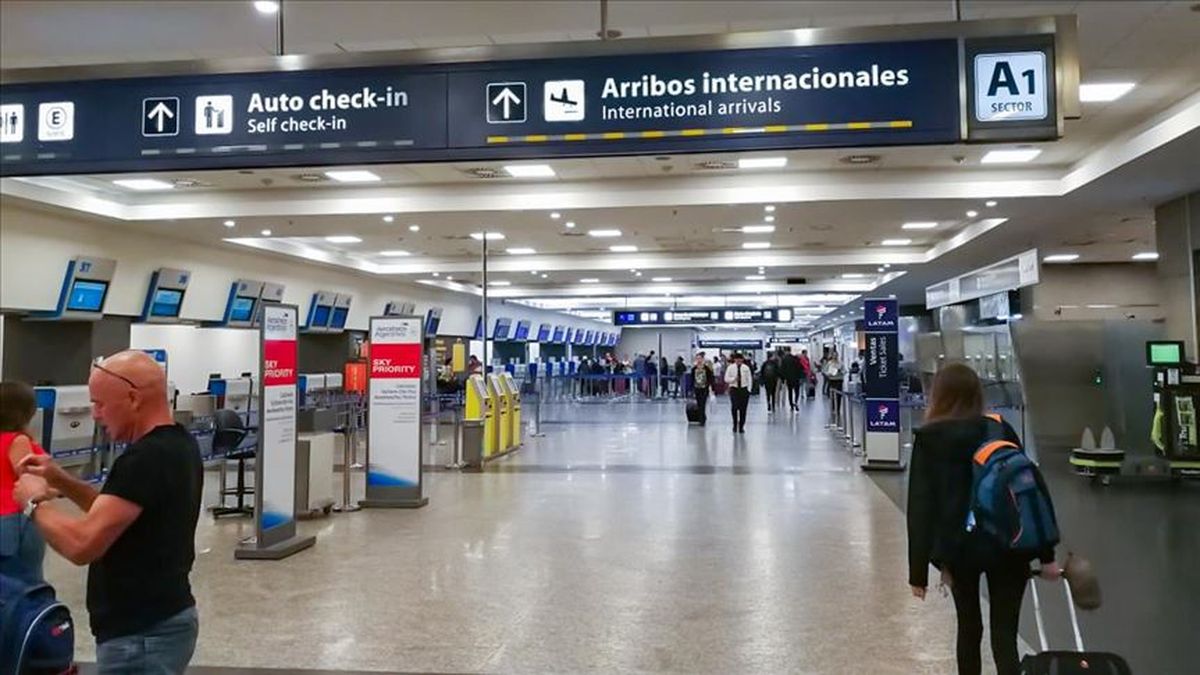 Flexibilizan el ingreso de argentinos y extranjeros al país