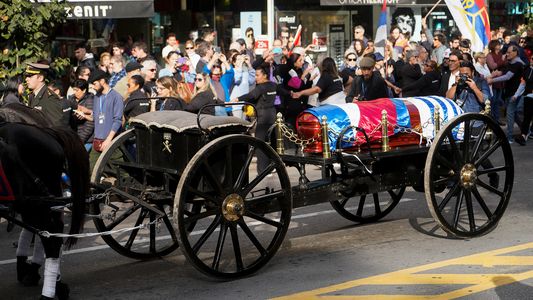 Las emotivas imágenes del último adiós a José Pepe Mujica: caravana y velatorio en Montevideo